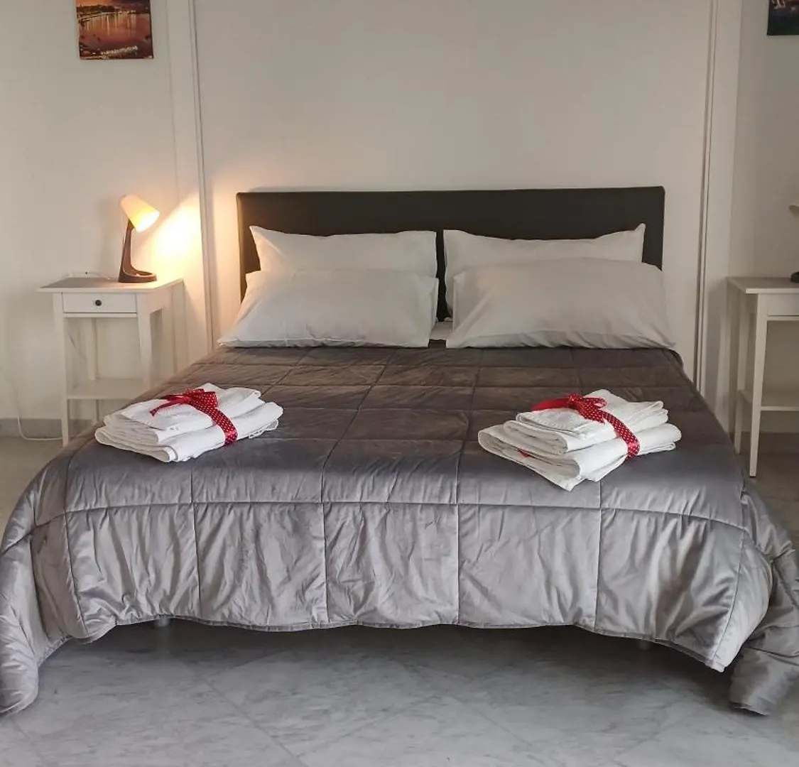 Porto&Beverello Naples Guest house