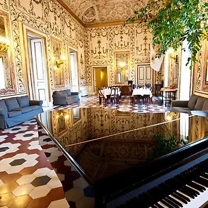 Hotel Decumani De Charme, Naples